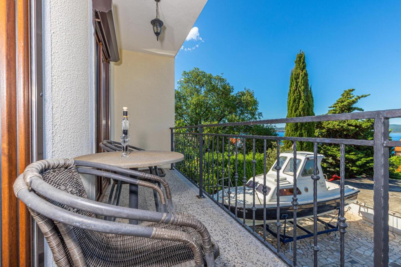 Pilas Apartment *