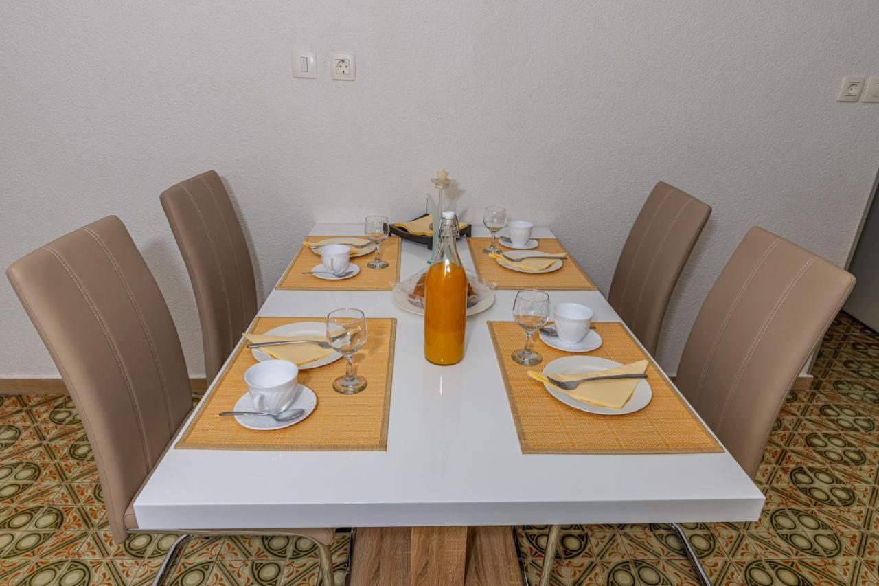 Pilas Apartment