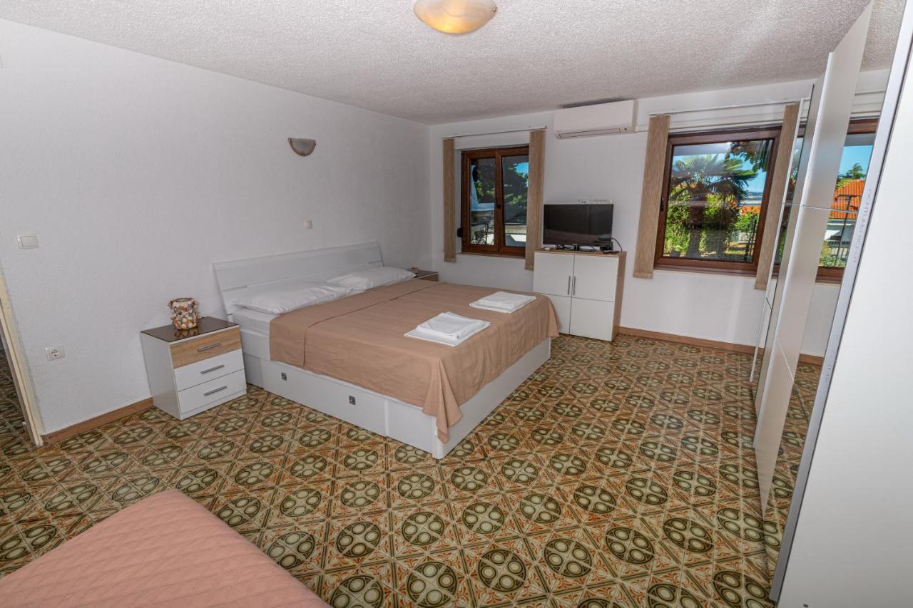 Pilas Appartement *