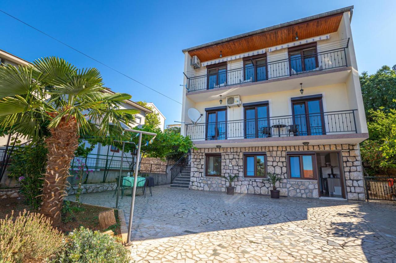 Pilas Appartement *